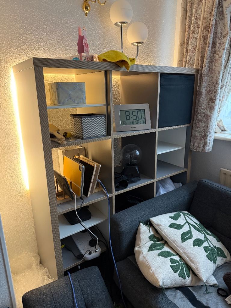 Kallax unit with shelves 