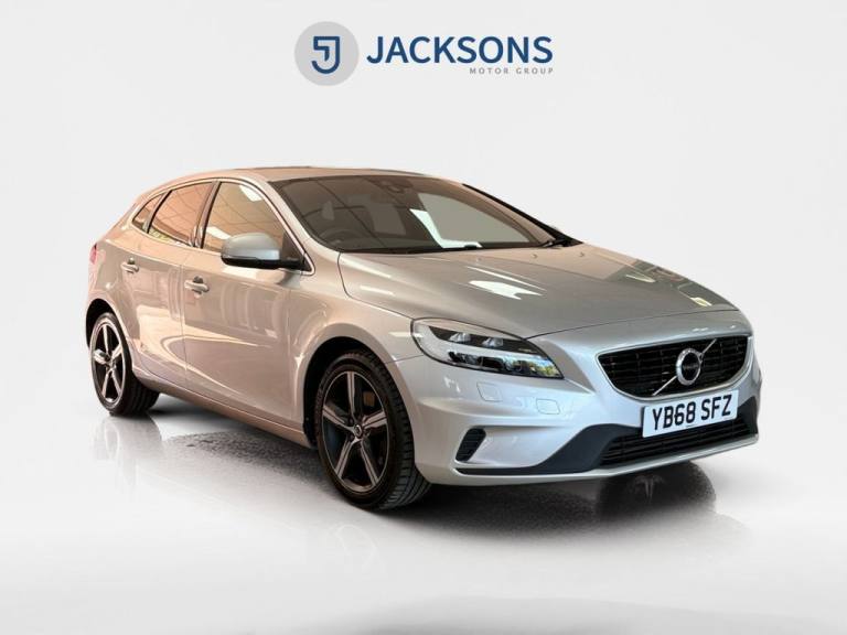2018 Volvo V40 2.0 T2 GPF R-Design Hatchback 5dr Petrol Manual Euro 6 (s/s) (122 ps) Hatchback Pe...