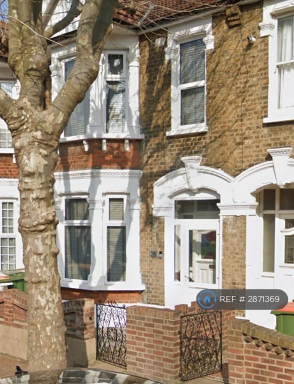 3 bedroom house in Shoebury Road, London, E6 (3 bed) (#2871369)