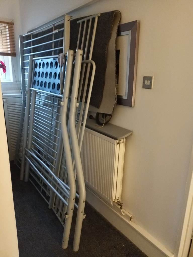 Bunk bed triple frame