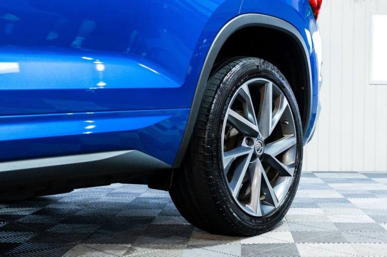 2022 Skoda Kodiaq 2.0 TDI SportLine SUV 5dr Diesel DSG 4WD Euro 6 (s/s) (7 Seat) (200 ps) ESTATE ...