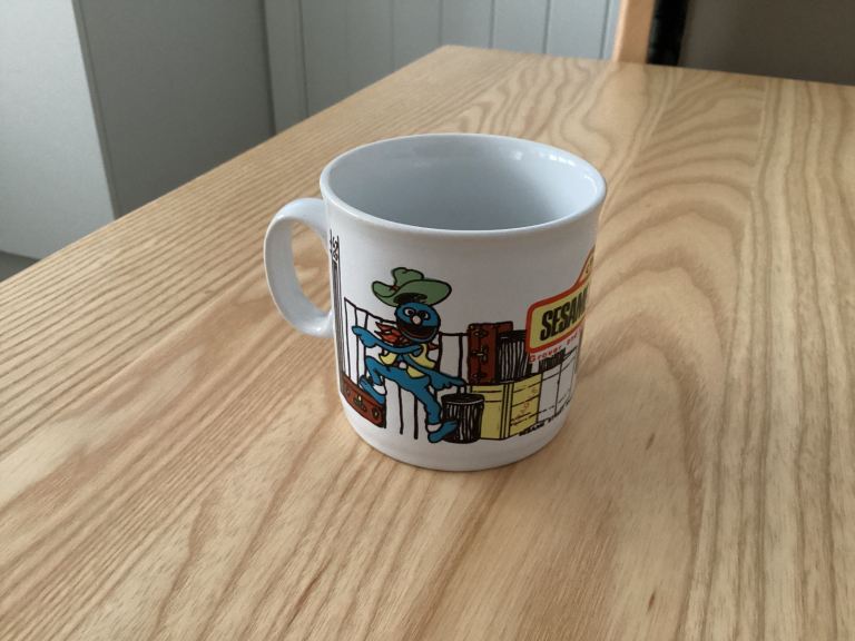 KILN CRAFT VINTAGE SESAME STREET…… GROVER & COOKIE MONSTER MUG 1978