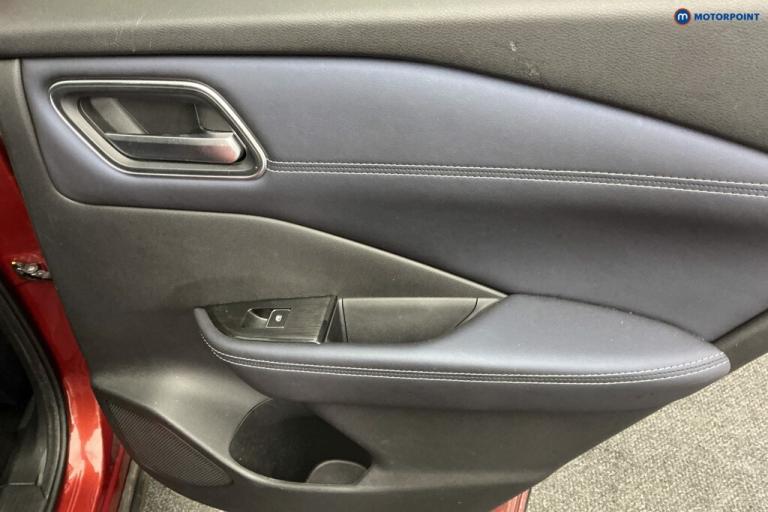 2022 Nissan Qashqai 1.3 DiG-T MH 158 Tekna 5dr Xtronic HATCHBACK PETROL Automatic