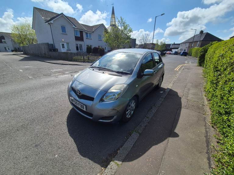 T2009 toyota, YARIS, Hatchback, 2009, Manual, 1329 (cc), 5 doors