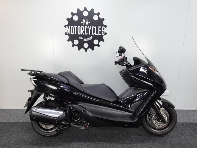 Honda NSS 300 Forza. 2016. Low Miles. Great Value. FSH. Black. Scooter.