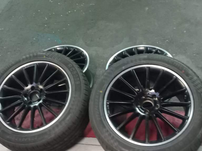 Genuine original mercedes amg multi spoke alloy wheels 