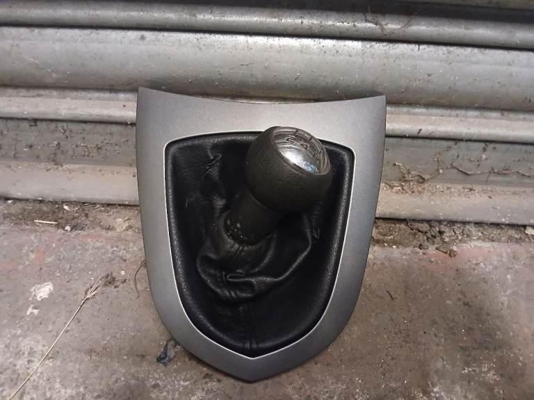 Peugeot 308 Gear Stick Shifter Knob & Surround Trim 5 Speed Manual OEM 966063317