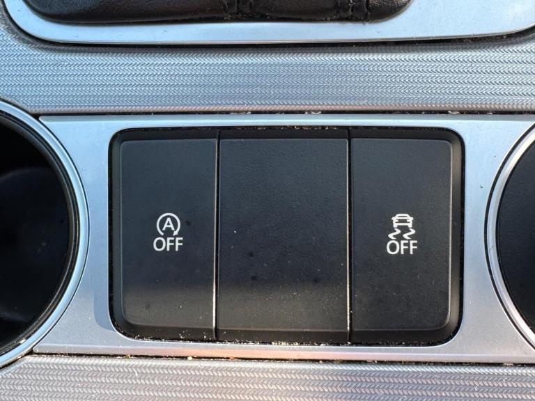 2015 Volkswagen Touareg 3.0 V6 TDI BlueMotion Tech 262 R-Line 5dr Tip Auto ESTATE DIESEL Automatic