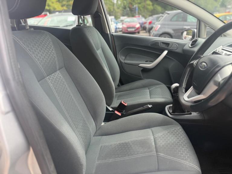 2010 Ford Fiesta 1.25 Zetec 5dr HATCHBACK Petrol Manual