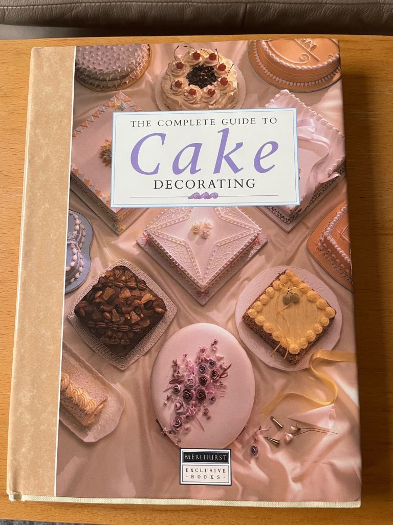 The Complete Guide to Cake Decorating