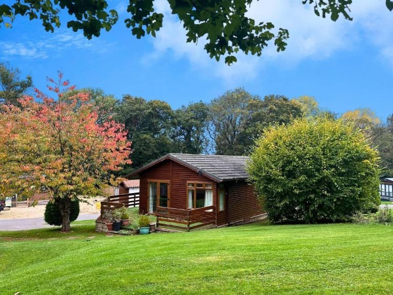 ADVENT TARRAGON TIMBER LODGE in Northallerton  - Lodge / Caravan 