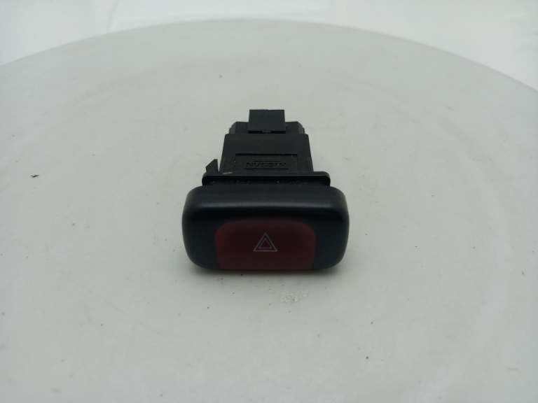 Nissan Primera Hazard Warning Light Switch 1990-1996 2529062j00