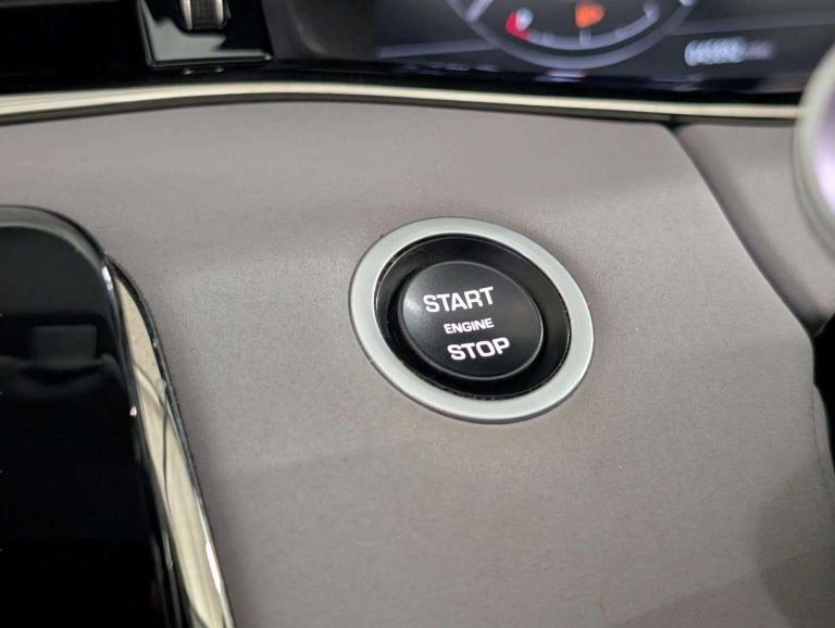 2020 Land Rover Range Rover Evoque 2.0 D180 MHEV R-Dynamic SE Auto 4WD Euro 6 (s/s) 5dr ESTATE Di...