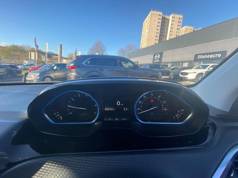 2018 Peugeot 2008 1.2 PureTech Allure Premium 5dr [Start Stop] HATCHBACK PETROL Manual