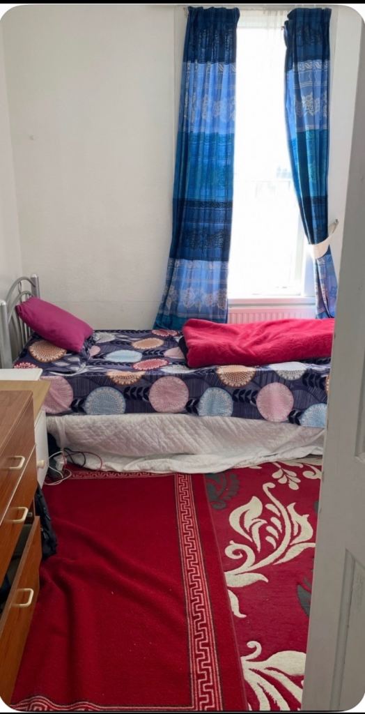 RENT SINGLE ROOM FROM 1st Feb IN EAST HAM