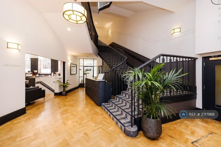 1 bedroom flat in Mcdonald Road, Edinburgh, EH7 (1 bed) (#2717968)