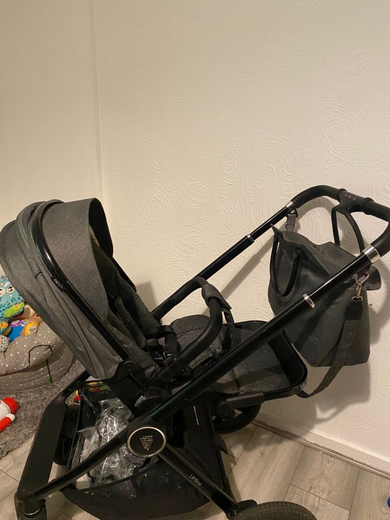 image for Venicci travel system 