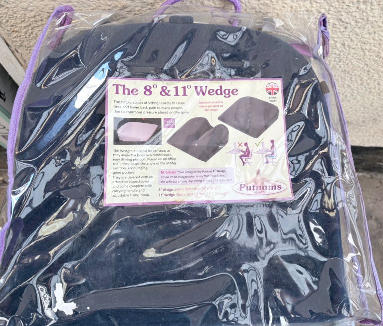 Putnams The 8 & 11 Degree Wedge Cushion - New