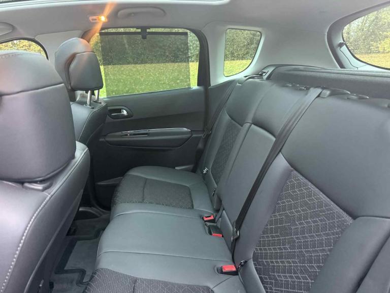 2015 Peugeot 3008 1.2 Puretech Allure 5dr HATCHBACK Petrol Manual