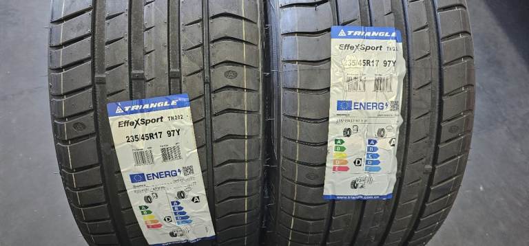 235 45 17   2 x tyres NEW!! Triangle Effe X Sport All Seasons