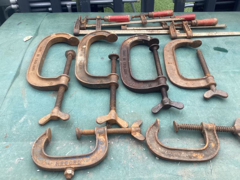 6 G Clamps,