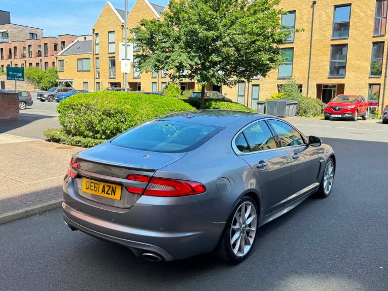 2012 Jaguar XF S Premium Luxury 