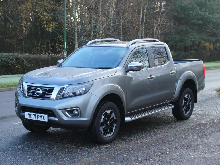 2021 Nissan Navara 2.3 dCi Tekna Pickup Double Cab 4dr Diesel Manual 4WD Euro 6