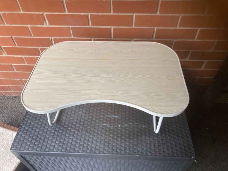 LAPTOP BED TABLE BREAKFAST TABLE 