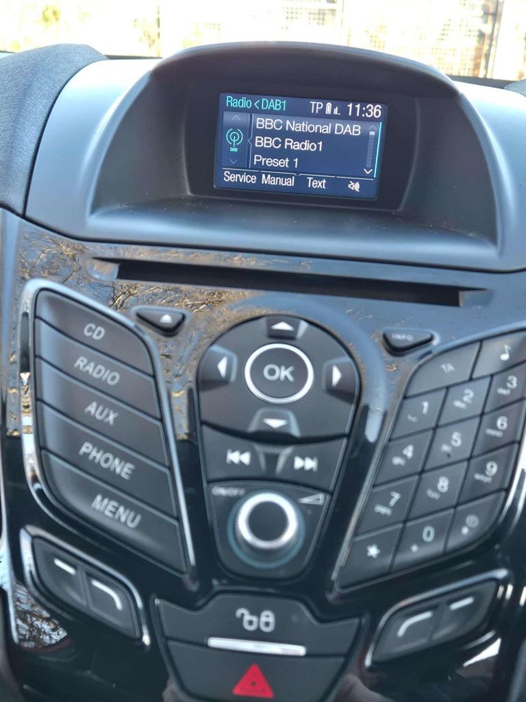 2015 Ford Fiesta 1.0 EcoBoost 140 Zetec S Red 3dr HATCHBACK PETROL Manual