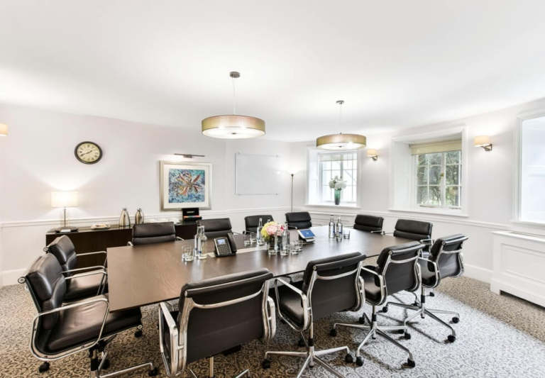 Private Offices For Rent in Mayfair - Spaces For 2 to 45 Desks