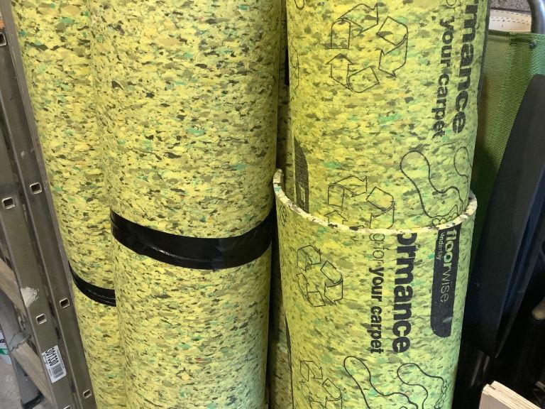CLEAN CARPET UNDERLAY