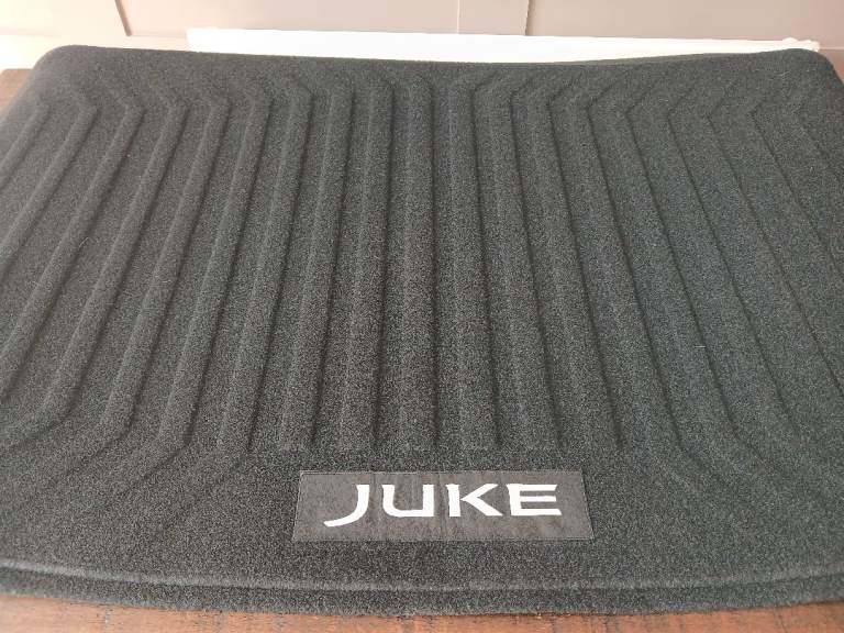 Nissan Juke Genuine Bootliner