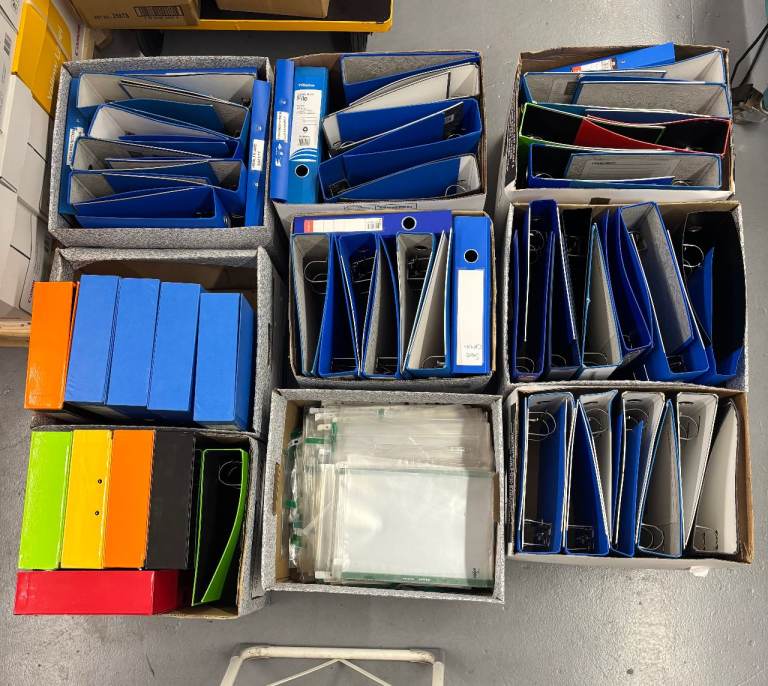 Free Used Leverarch & Plastic Pockets 