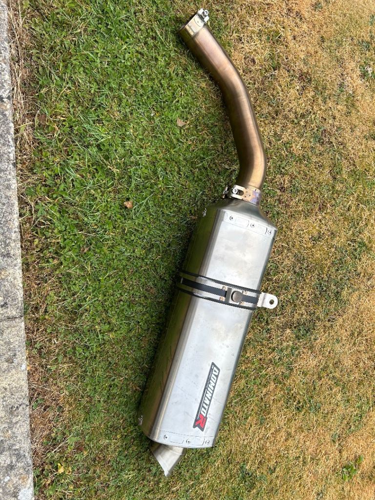 Dominator exhaust 