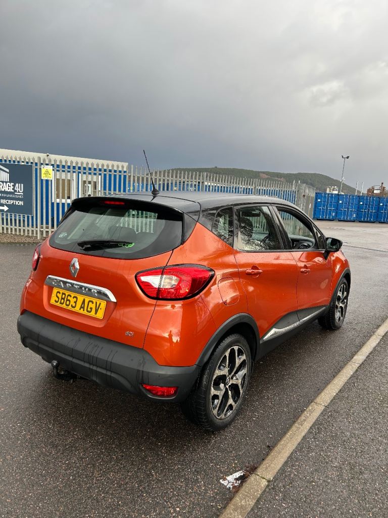 Renault, CAPTUR, Hatchback, 2014, Manual, 1461 (cc), 5 doors