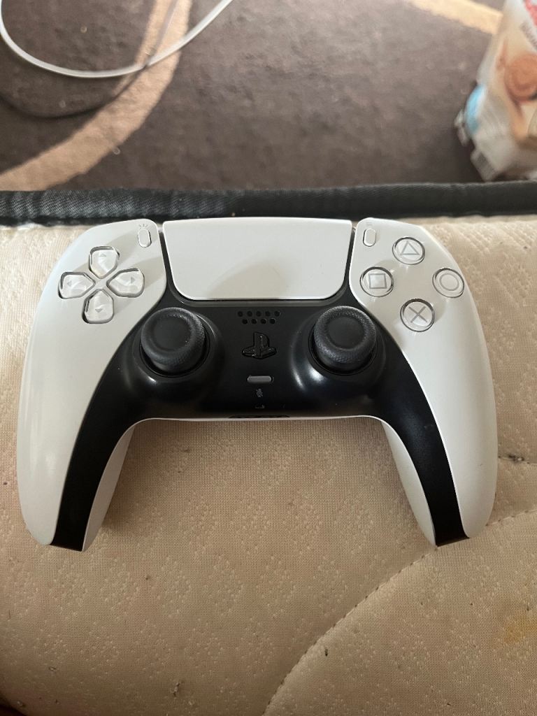 Sony PlayStation 5 DualSense Controller - White, Good Condition