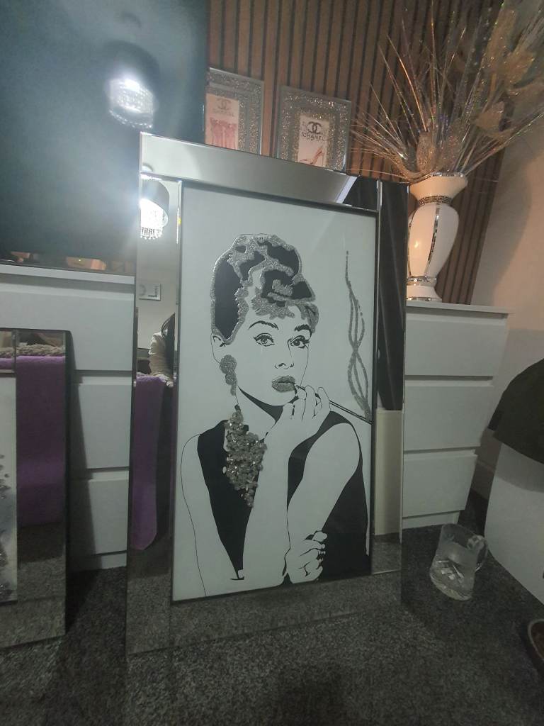 Audrey Hepburn photo with mirror edging 