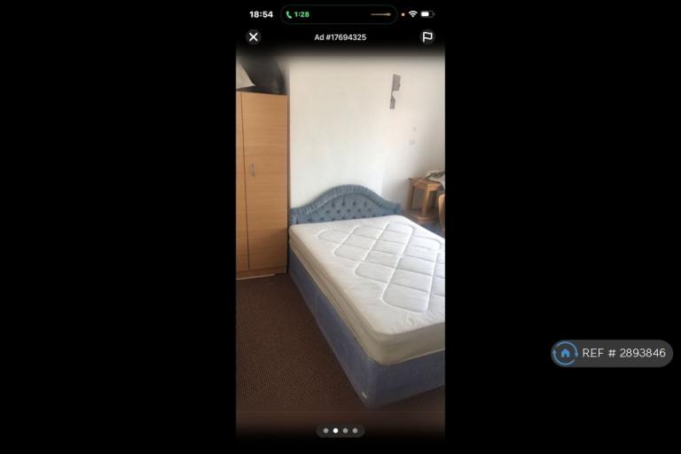 1 bedroom in Derley Road, Southall, UB2 (#2893846)