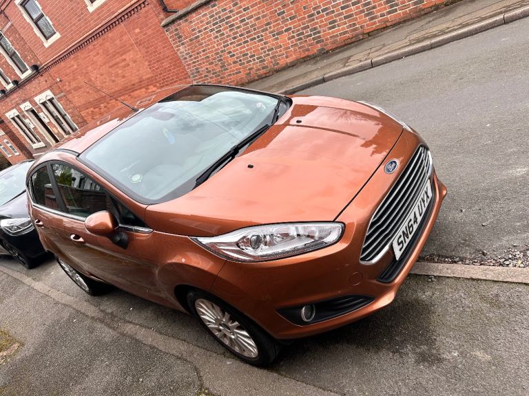Ford, FIESTA, Hatchback, 2015, Semi-Auto, 1597 (cc), 5 doors