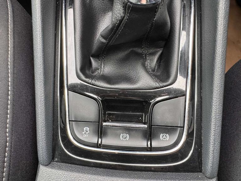 2019 Skoda Karoq 1.6 Karoq SE TDI 5dr SUV Diesel Manual