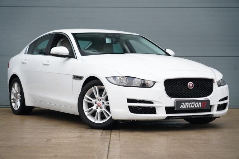 2017 Jaguar XE 2.0i Prestige Auto Euro 6 (s/s) 4dr SALOON Petrol Automatic