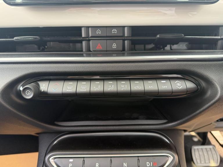 2025 Fiat 600 1.2 MHEV SUV 5dr Petrol Hybrid e-DCT Euro 6 (s/s) (100 ps) HATCHBACK Petrol/Electri...