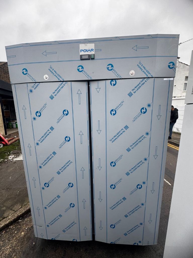 Commercial brand new double door fridge polar cafe shop restaurant 