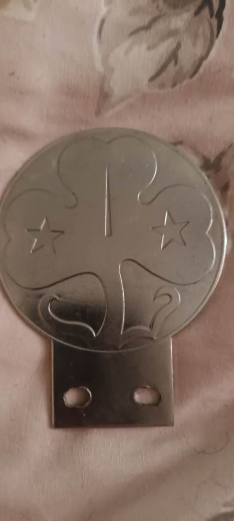 Vintage Girl Guides Car badge