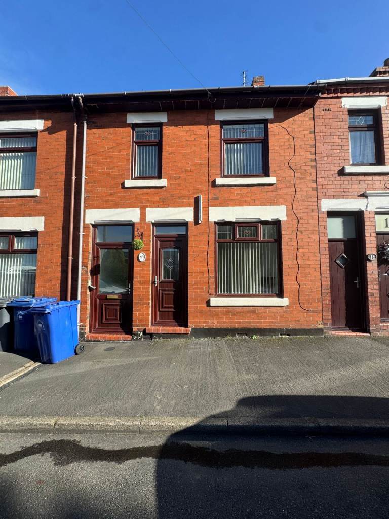 Beautifully Renovated 3-Bedroom Terraced Home in an Idyllic Setting in Audley!