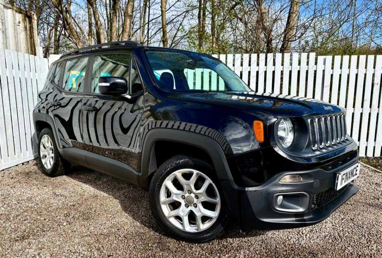 CAN'T GET CREDIT? CALL US! Jeep Renegade 1.6L E-torQ Longitude (s/s) -  £199 DEPOSIT, £73 PER WEEK