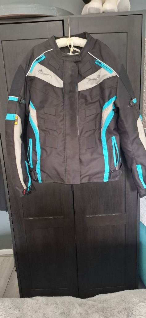 Ladies motorbike jacket