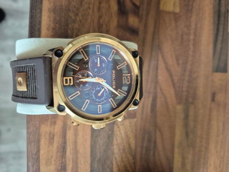 Mens Police watch