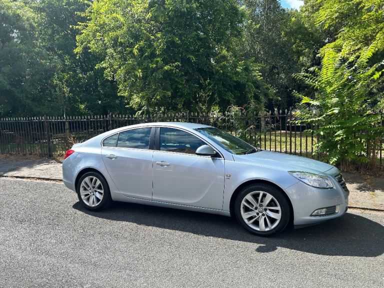 Vauxhall Insignia SRI Automatic, 2.0 Diesel, 5 Doors 