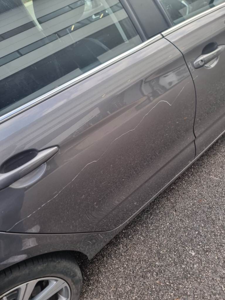 Citroen, C4, Hatchback, 2015, Manual, 1560 (cc), 5 doors